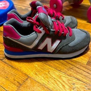 Women’s new balance 574 size 8